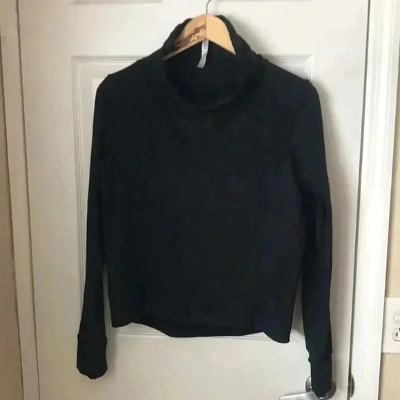 Black Funnel-Neck Sweatshirt with Lace Detail and Thumbholes Fabletics Size S - Picture 6 of 8